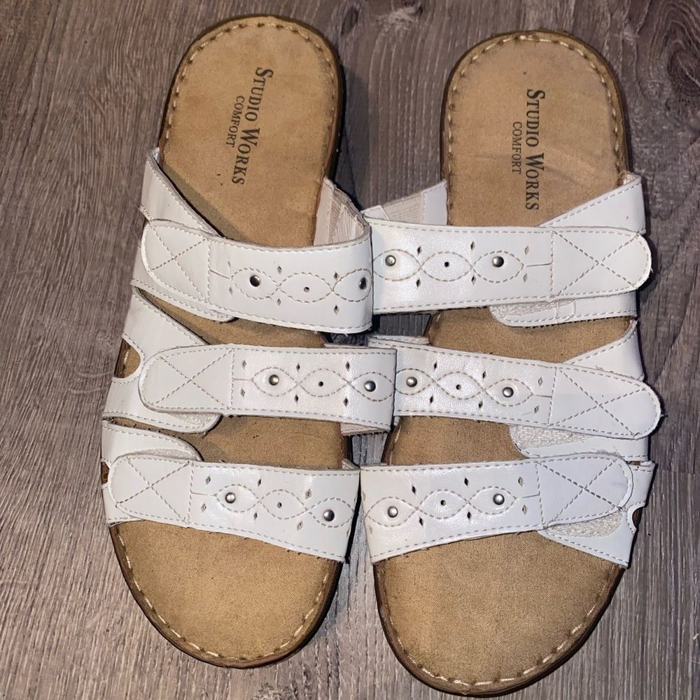 Studio Works comfort sandals white size  7
New! Velcro straps NWOT